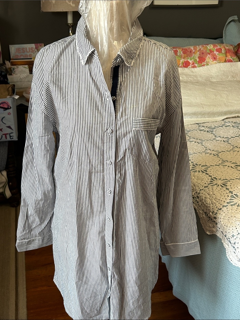 Victoria's Secret Pinstripe Button-Down sleep Shirt size oversized small nwt